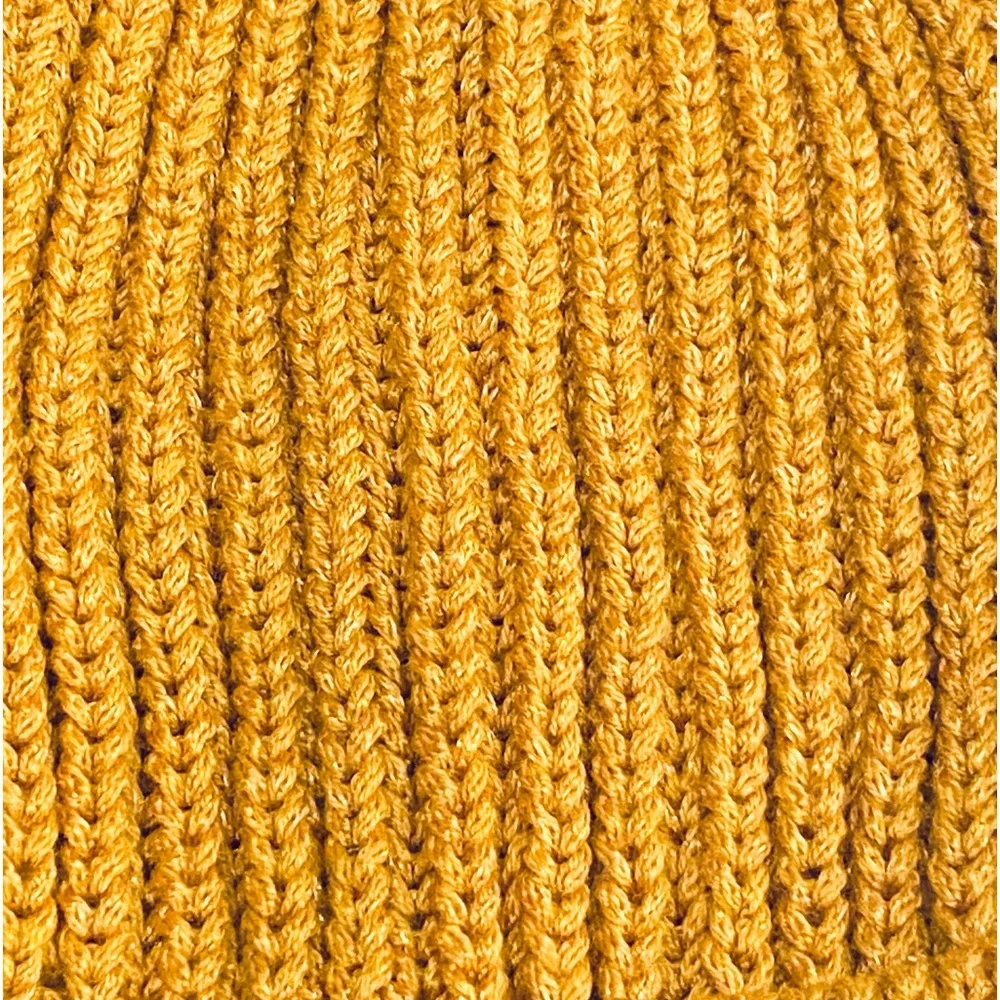 ๐HP๐NWOT Prince & Fox Gold Acrylic Knit Pom Beanie Aeropostale OS - Picture 8 of 8
